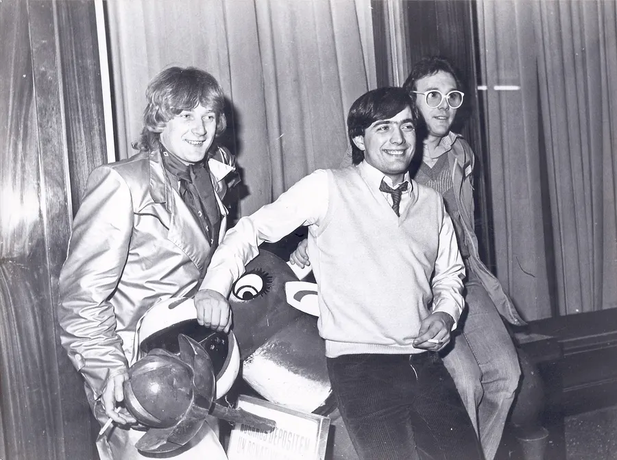 The Buggles, whose 'Video Killed the Radio Star' was the first video shown on MTV, with the presenter Xarli Diego at Ràdio Barcelona in 1980