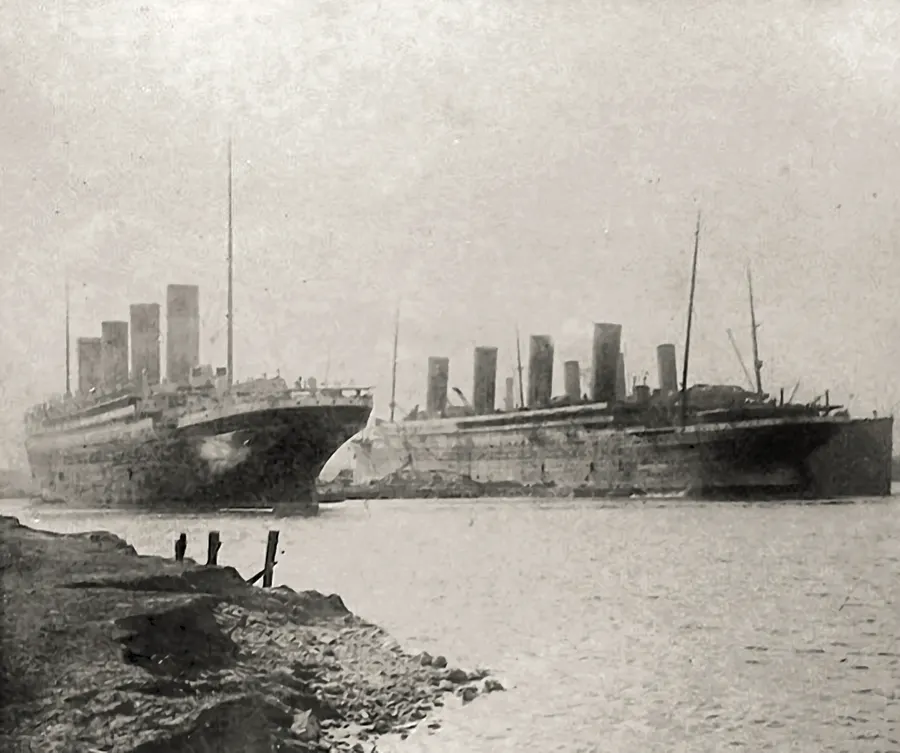 Olympic (left) and Britannic (right) together at the Harland and Wolff yard in Belfast, about 1915.
