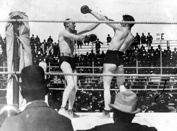 Bob Fitzsimmons and James J. Corbett in the ring at Carson City, 17 March 1897.