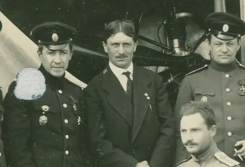 The French pilot Henri Pequet with his Russian flying pupils in Moscow, June 1914.
