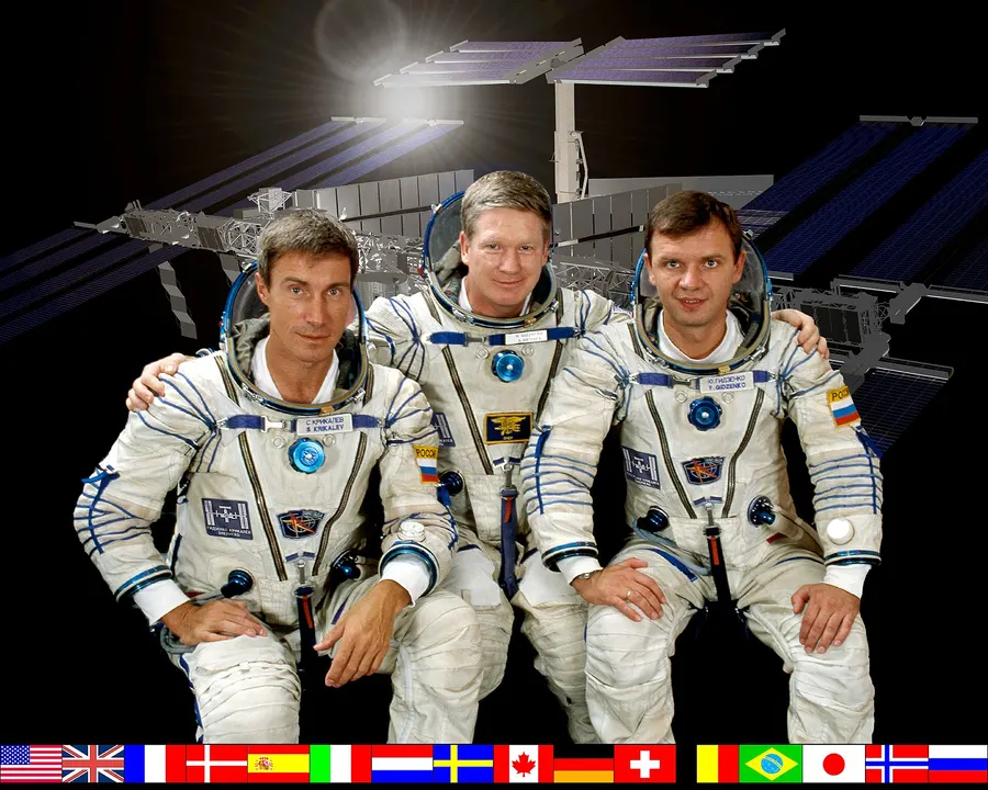 The Expedition 1 crew in training, October 2000: Sergei Krikalev, Bill Shepherd and Yuri Gidzenko.