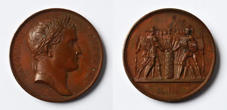 A medal marking the founding of the Confederation of the Rhine in 1806, with Napoleon as its Protector
