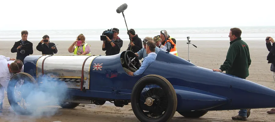 The Sunbeam 350HP Blue Bird back on Pendine Sands on 21 July 2015, the 90th anniversary of Campbell's record