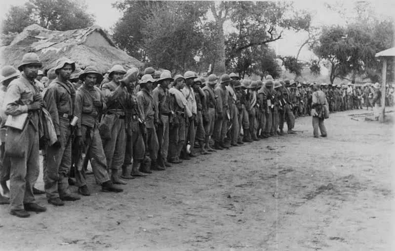 Paraguayan soldiers lined up at Alihuatá in the Gran Chaco during the war