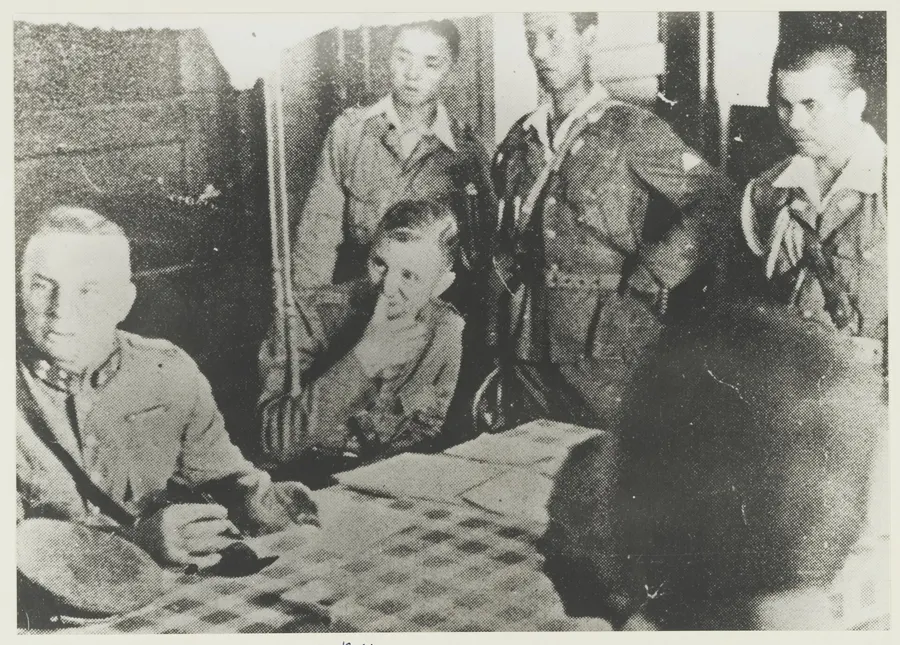 Lieutenant-General Hein ter Poorten (left) during the capitulation of the Dutch colonial army at Kalidjati, March 1942.