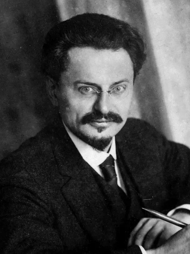 Leon Trotsky in 1918, when he was building the Red Army