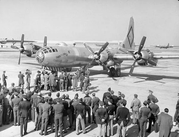 Lucky Lady II preparing to take off from Carswell Air Force Base, Texas, 1949.