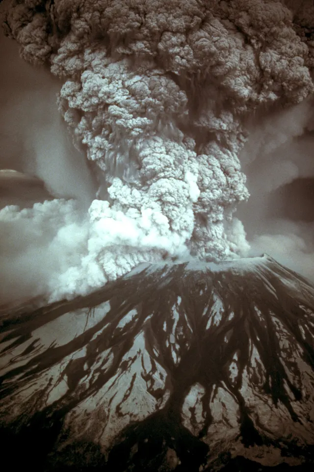 The ash column rising from Mount St Helens on 18 May 1980