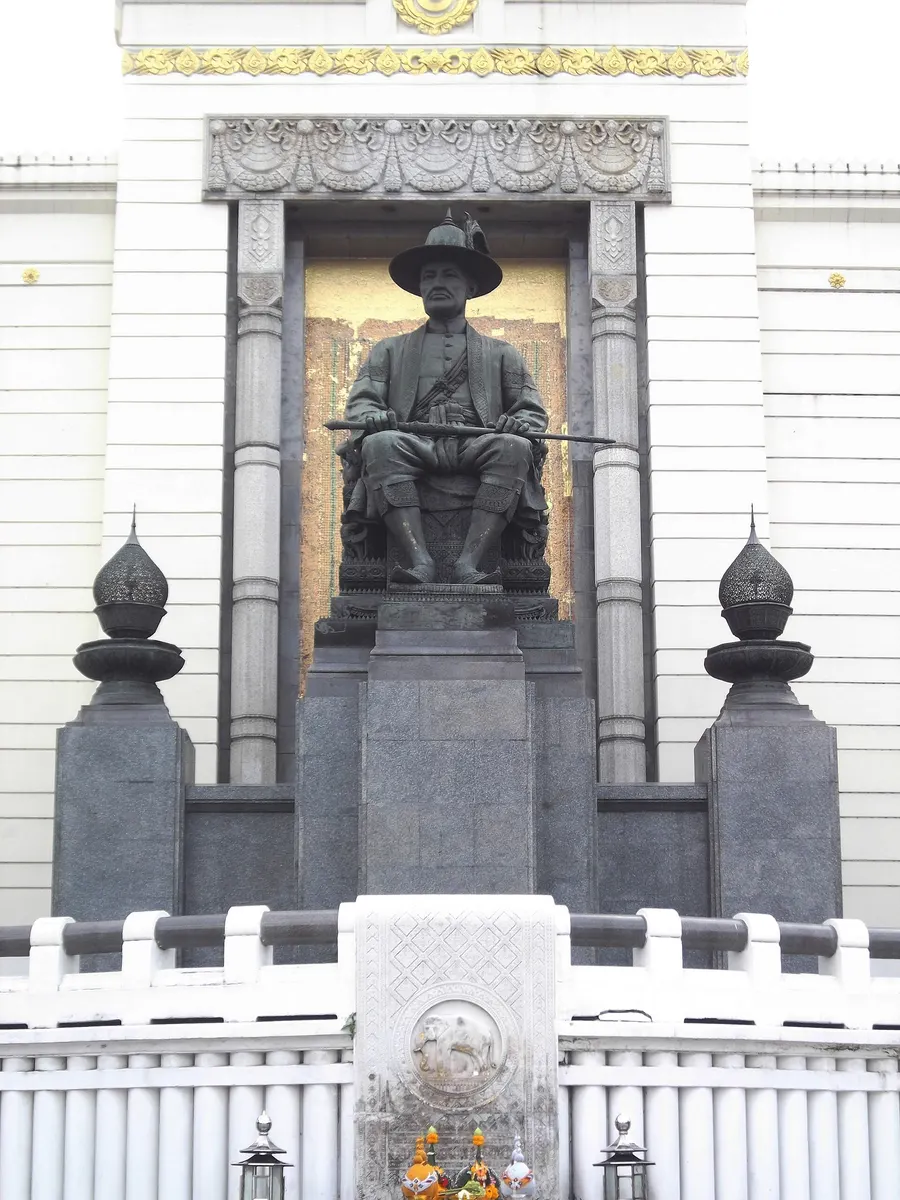 The monument to King Rama I at the foot of the Memorial Bridge in Bangkok, 2014.