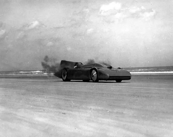 Malcolm Campbell's Bluebird on Daytona Beach in 1935, months before its record run on the Bonneville Salt Flats