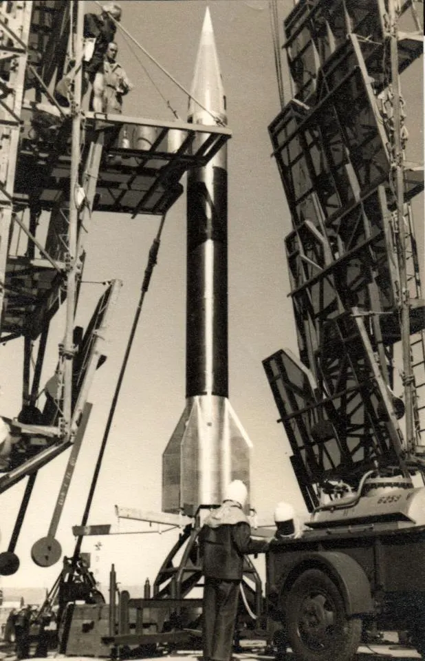 A Véronique sounding rocket, the type used for the 1963 flight.